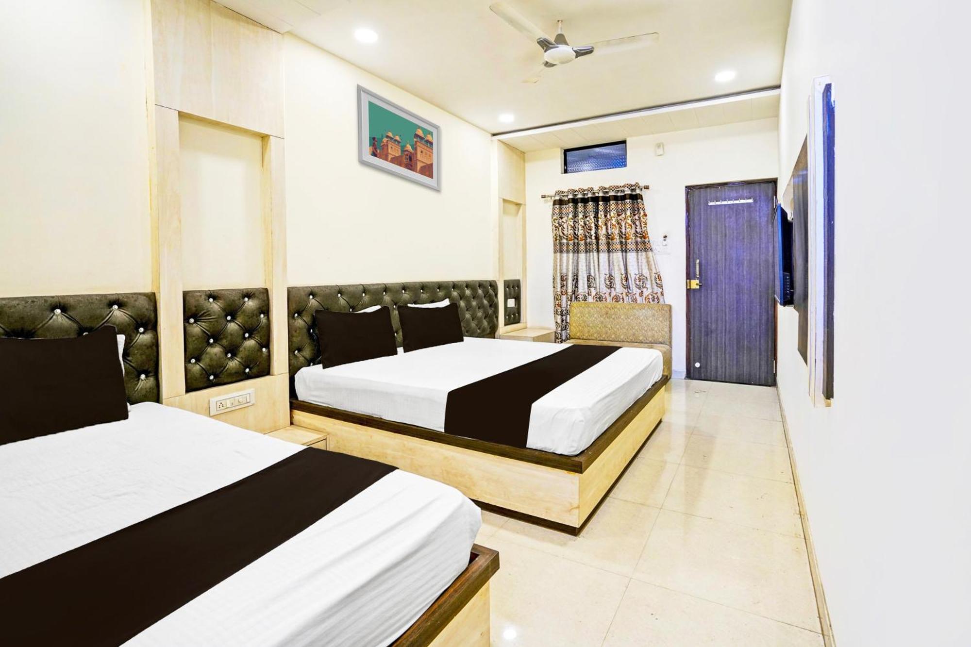 Super Hotel O Shri Shiva Palace Rāipur Dış mekan fotoğraf