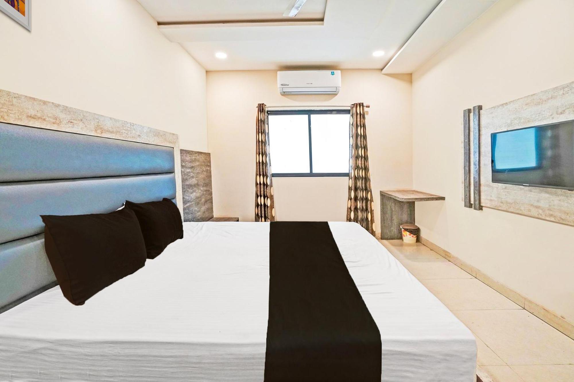 Super Hotel O Shri Shiva Palace Rāipur Dış mekan fotoğraf