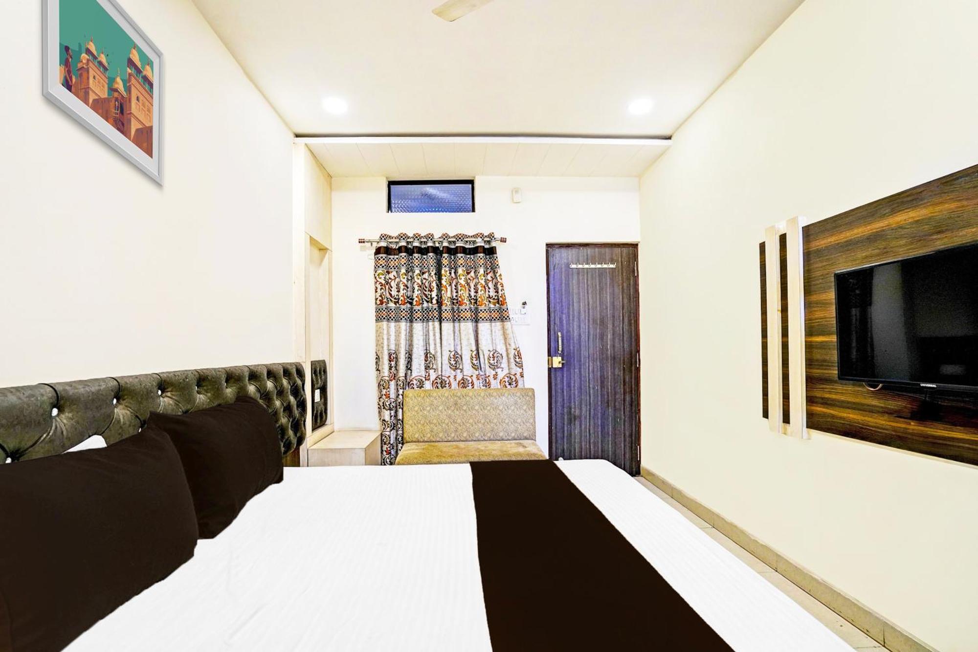 Super Hotel O Shri Shiva Palace Rāipur Dış mekan fotoğraf