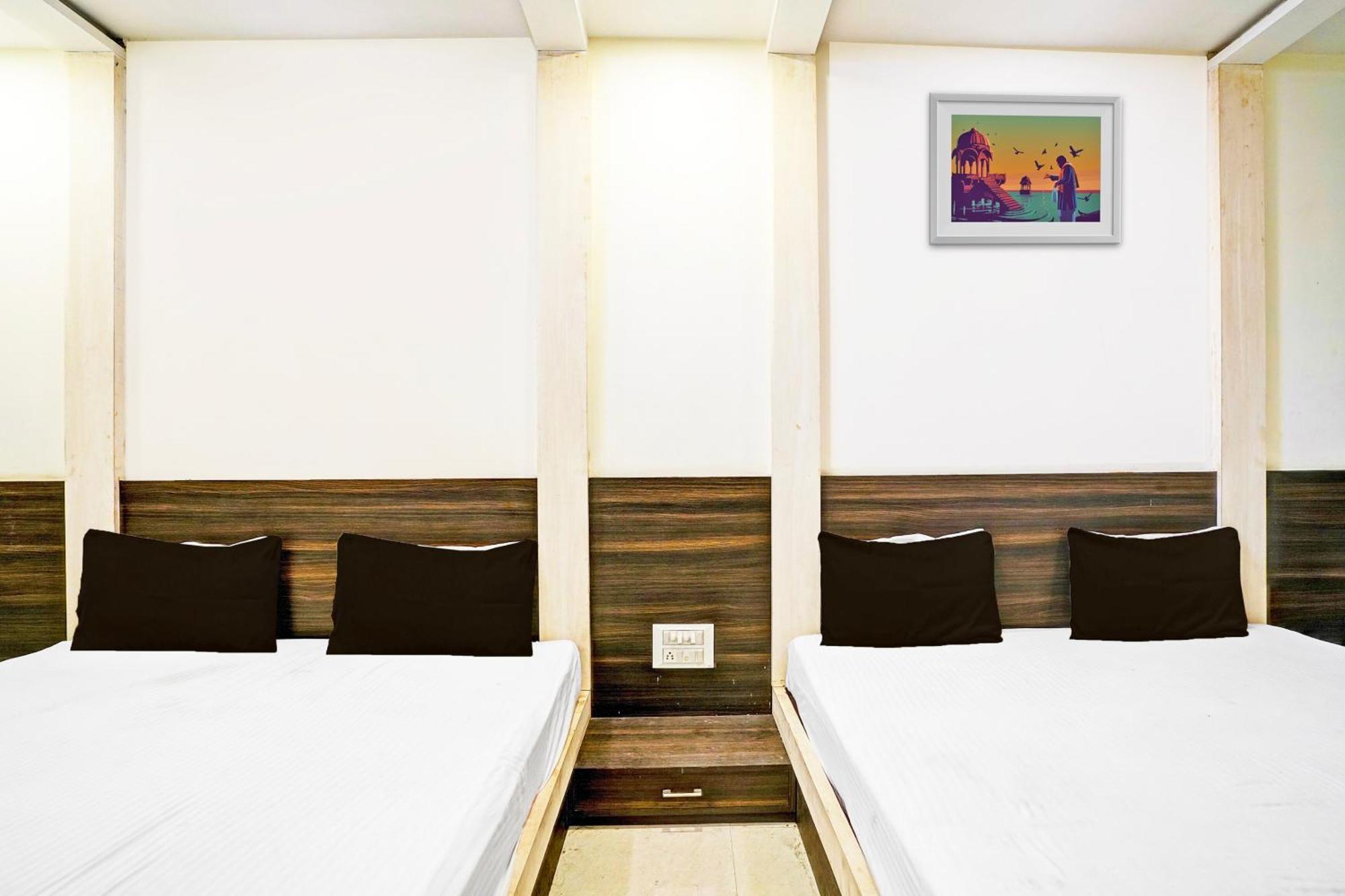 Super Hotel O Shri Shiva Palace Rāipur Dış mekan fotoğraf