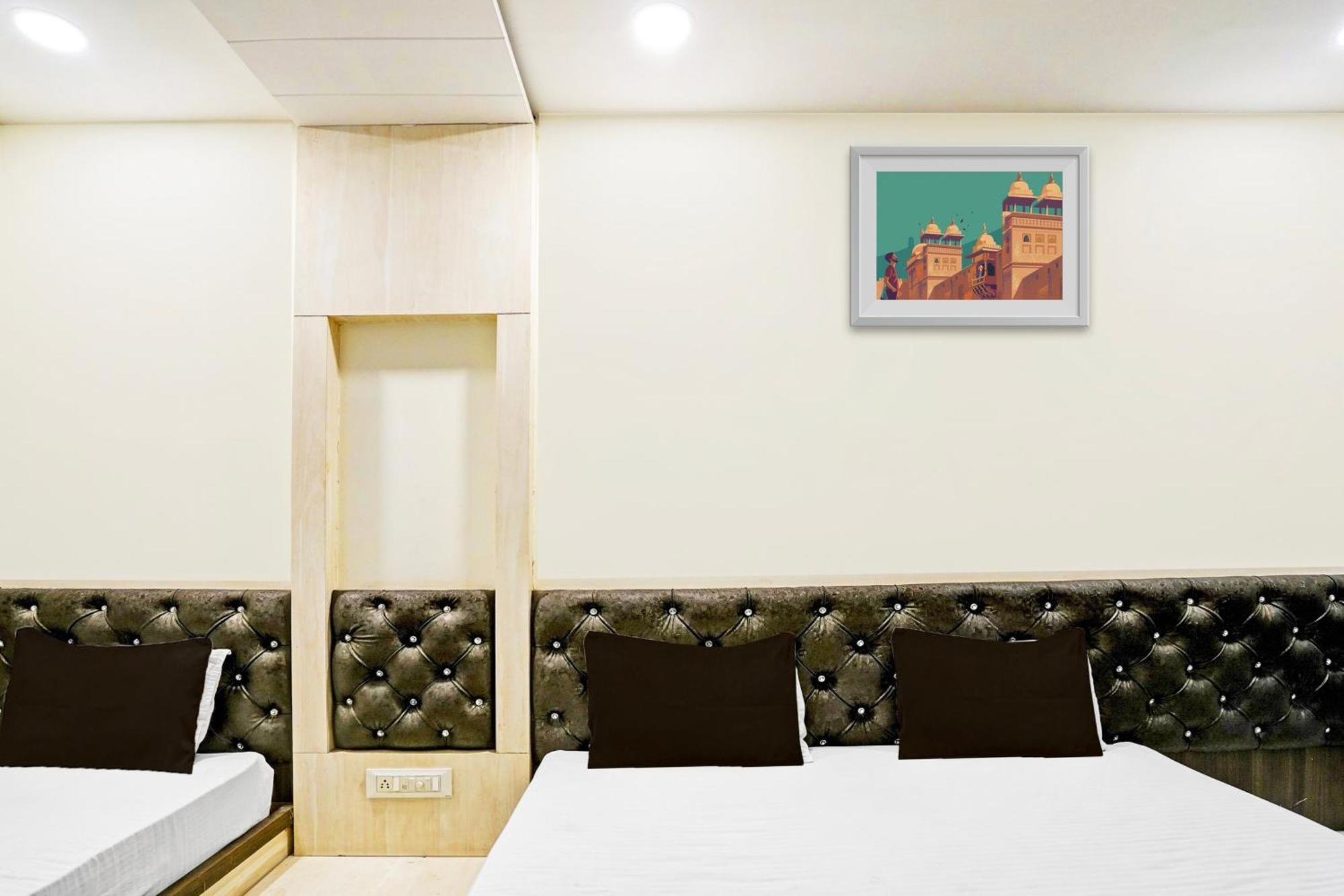 Super Hotel O Shri Shiva Palace Rāipur Dış mekan fotoğraf