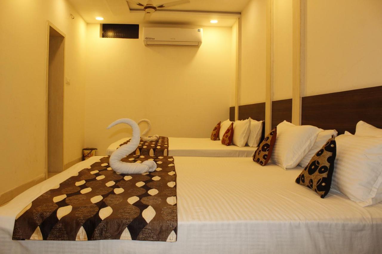 Super Hotel O Shri Shiva Palace Rāipur Dış mekan fotoğraf